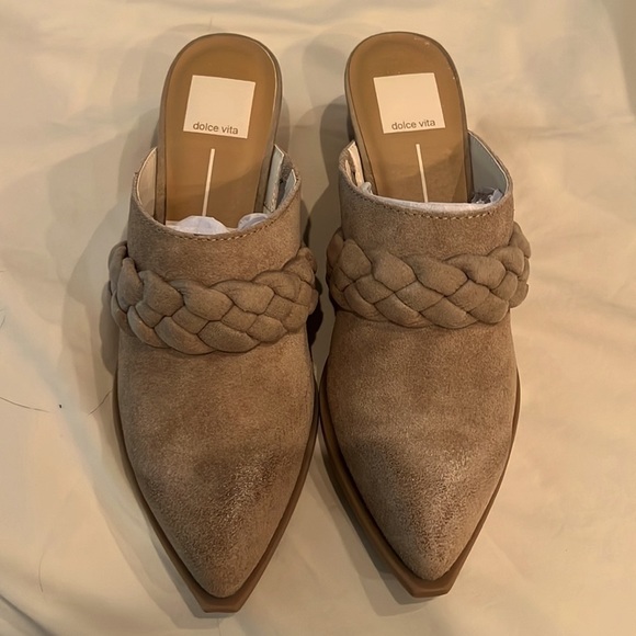 EUC DOLCE VITA soft brown suede mules with braided detailing. - Picture 2 of 6
